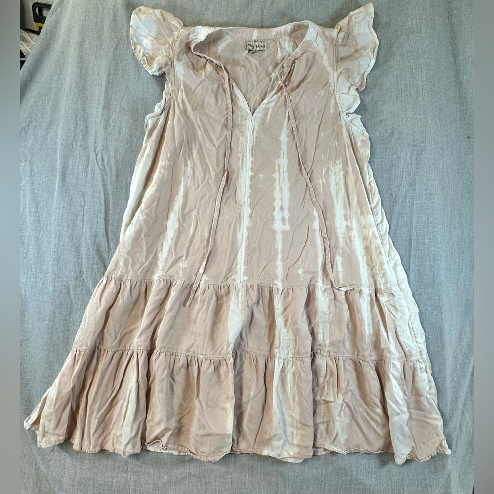 Knox Rose Beige and White Tie-Dye Dress